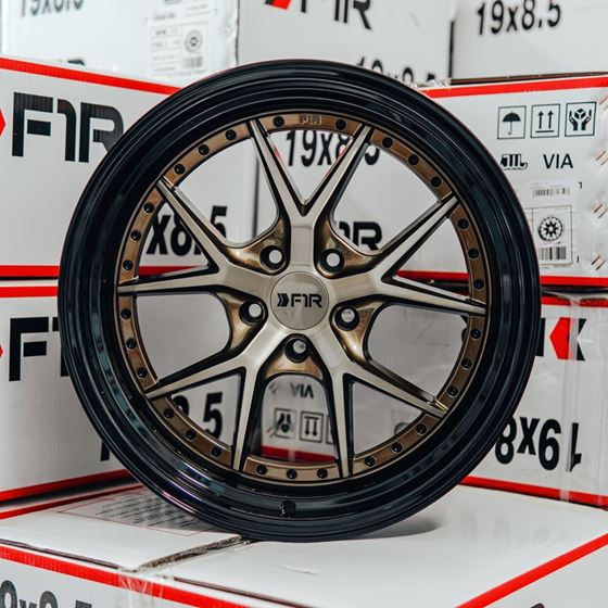 F1R F105 19x8.5 - Bronze / Black Lip Wheel-3