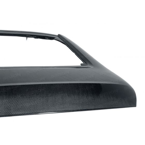 Seibon OEM-style carbon fiber trunk lid for 2002-3
